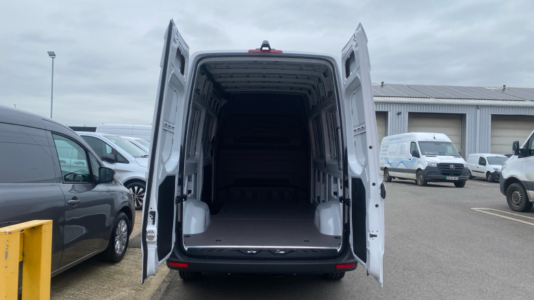 Mercedes-Benz Sprinter 315Cdi L2 Diesel Rwd 3.5t H2 Pro Van 9G-Tronic